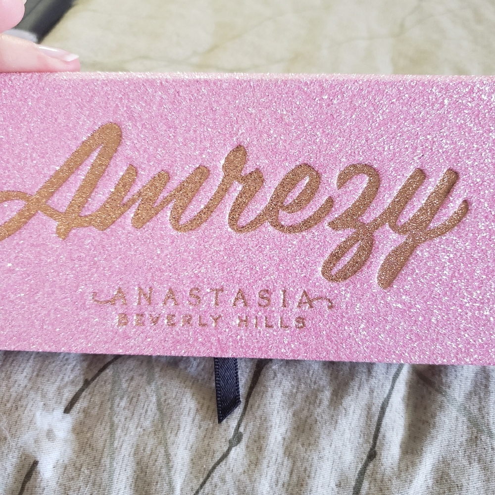 Amrezy Anastasia Beverly Hills  palette